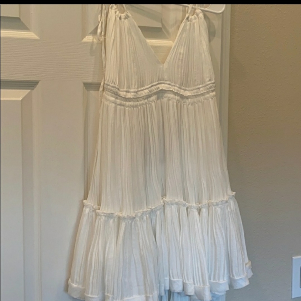 🚫SOLD🚫 White Vici Dress